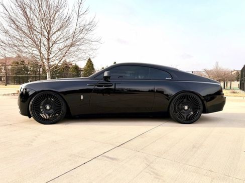 Used 2016 Rolls-Royce Wraith image 18