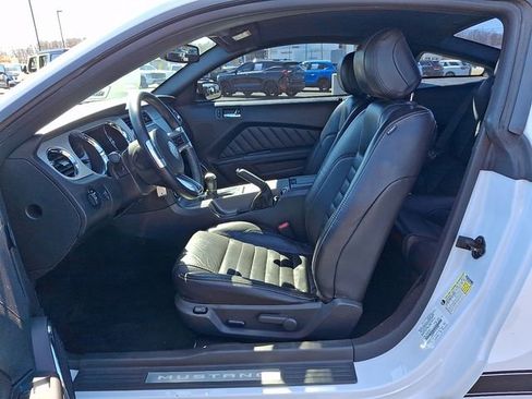 Used 2014 Ford Mustang Premium image 14