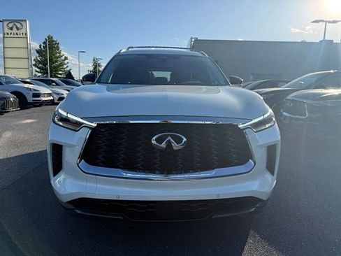 Certified 2024 INFINITI QX60 Sensory w/ Cargo Package AWD/4WD image 3