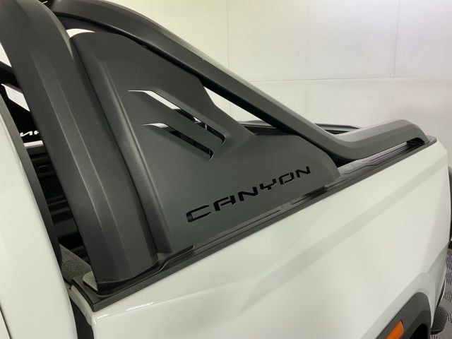 Used 2025 GMC Canyon AT4 w/ Nightfall Edition AWD/4WD image 36