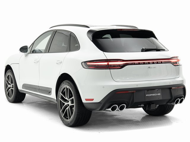 Certified 2026 Porsche Macan AWD/4WD image 3