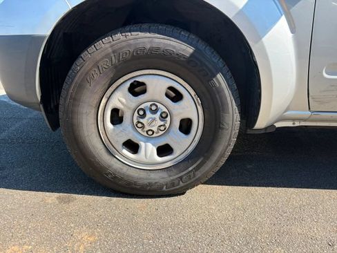 Used 2014 Nissan Frontier S AWD/4WD image 9