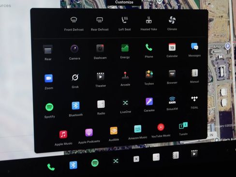 Used 2022 Tesla Model X image 39