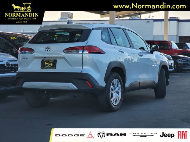 Used 2024 Toyota Corolla Cross L FWD image 3