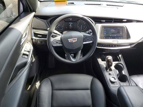 Used 2021 Cadillac XT4 Premium Luxury w/ LPO, Onyx Sport Package FWD image 19
