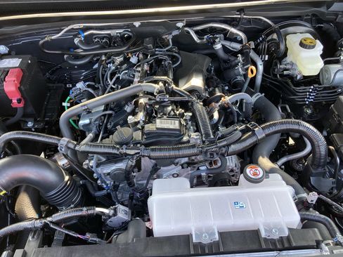 Certified 2026 Toyota Tacoma SR5 image 18