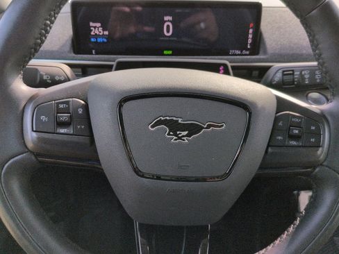 Used 2022 Ford Mustang Mach-E Premium image 15
