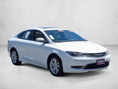 Used 2016 Chrysler 200 Limited w/ Anniversary Edition FWD image 3