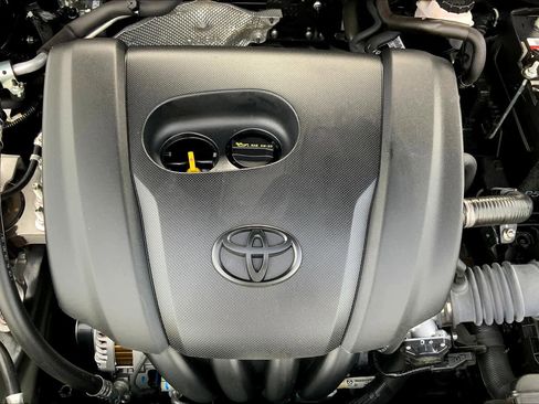 Certified 2020 Toyota Yaris LE image 32