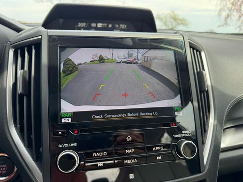 Used 2017 Subaru Impreza 2.0i Limited image 19