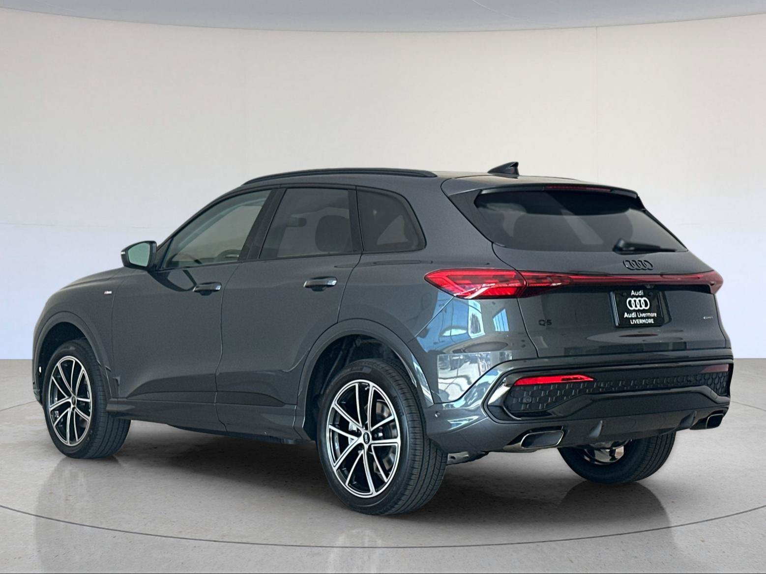 New 2026 Audi Q5 Premium AWD/4WD image 4