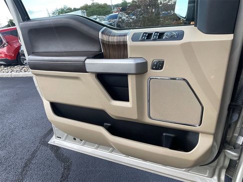 Used 2018 Ford F150 Lariat w/ Equipment Group 501A Mid image 19