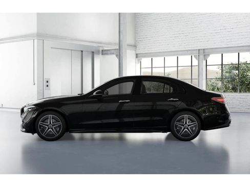 Used 2025 Mercedes-Benz C 300 4MATIC Sedan image 33