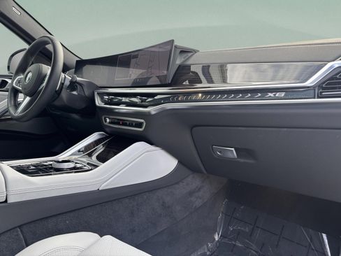 Used 2025 BMW X6 xDrive40i image 25