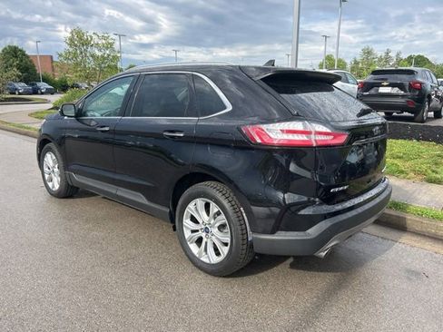Used 2020 Ford Edge Titanium w/ Cargo Accessory Package FWD image 4