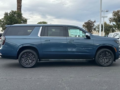 New 2026 Chevrolet Suburban Premier w/ Sun And Tow Package image 3