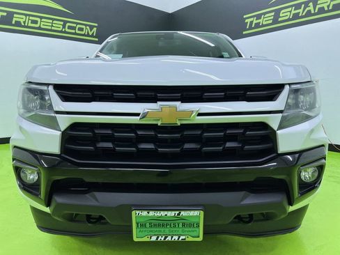 Used 2022 Chevrolet Colorado LT w/ Safety Package AWD/4WD image 3