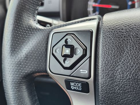 Used 2017 Toyota 4Runner SR5 Premium AWD/4WD image 30