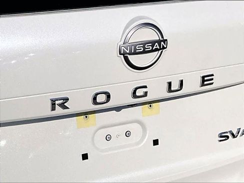 Certified 2023 Nissan Rogue SV w/ SV Premium B Package image 28