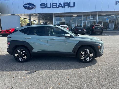 Used 2024 Hyundai Kona SEL image 2