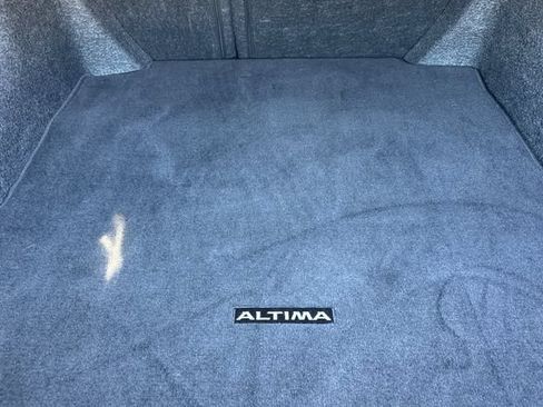 Used 2024 Nissan Altima 2.5 SR FWD image 17