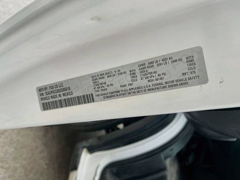 Used 2025 RAM ProMaster 2500 w/ Convenience Group FWD image 27