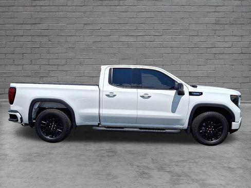 Used 2026 GMC Sierra 1500 Elevation w/ Elevation Select Package AWD/4WD image 13