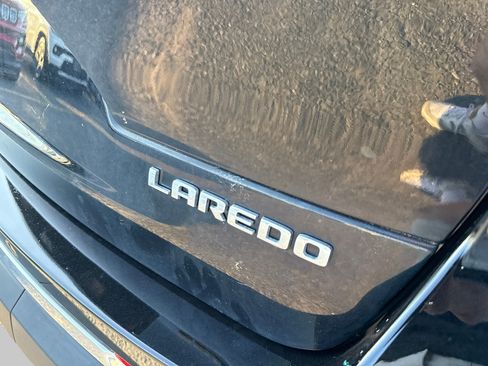 Used 2023 Jeep Grand Cherokee L Laredo w/ Luxury Tech Group I AWD/4WD image 10