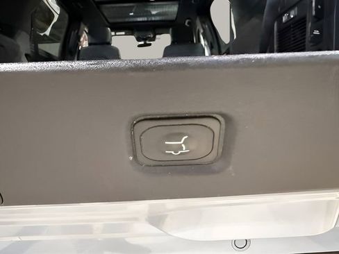Used 2025 Ford Expedition Tremor AWD/4WD image 52