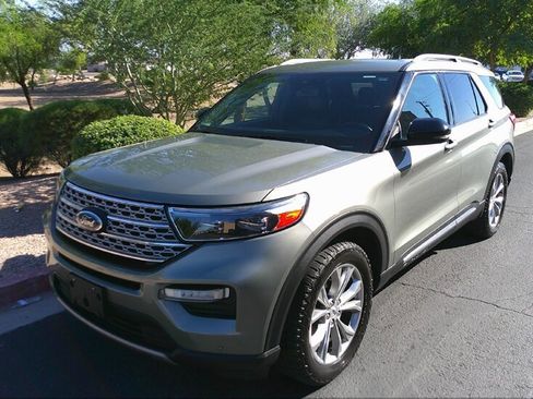 Used 2020 Ford Explorer Limited image 3