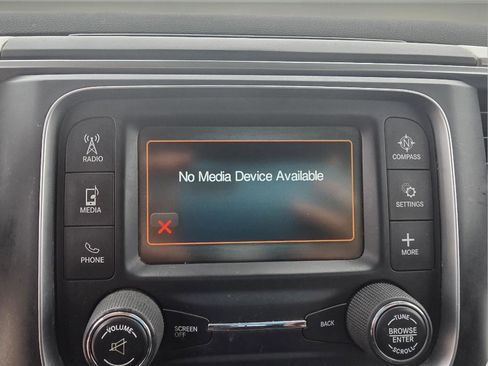 Used 2018 RAM 2500 SLT image 22