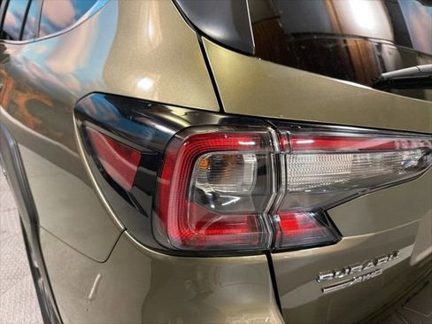 Used 2024 Subaru Outback Premium w/ Popular Package #1 AWD/4WD image 8