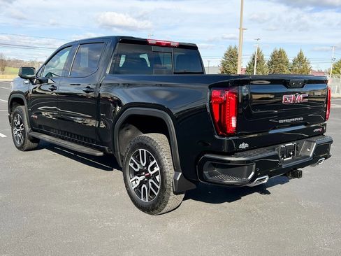 Used 2025 GMC Sierra 1500 AT4 w/ AT4 Premium Package image 14