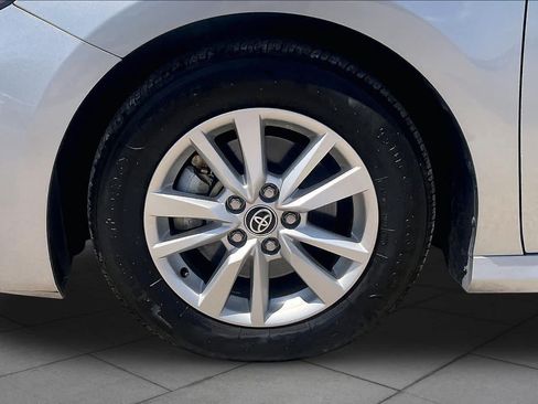 Used 2025 Toyota Camry LE FWD image 10
