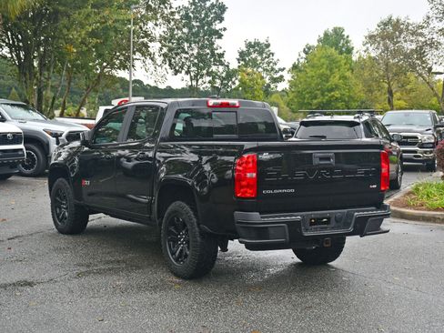 Used 2022 Chevrolet Colorado Z71 w/ Z71 Midnight Edition image 3