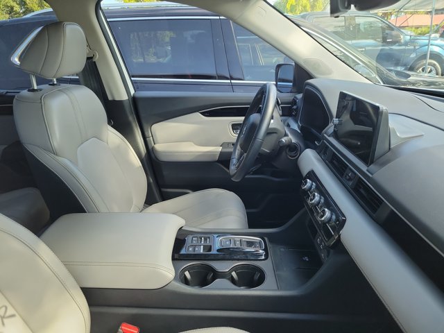 Used 2024 Honda Pilot EX-L image 3