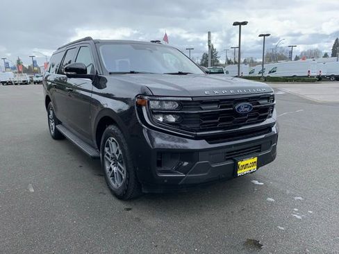 Certified 2025 Ford Expedition Max Active AWD/4WD image 11