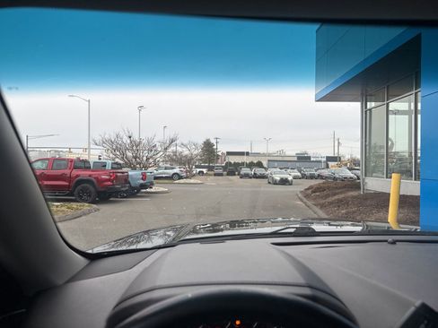 Used 2019 Chevrolet Tahoe LT image 23