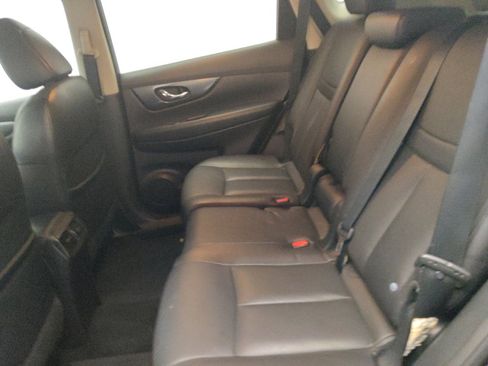 Used 2015 Nissan Rogue SL w/ SL Premium Package FWD image 18