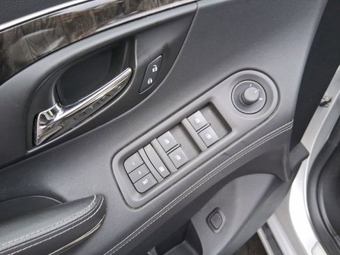 Used 2015 Buick LaCrosse Leather image 10