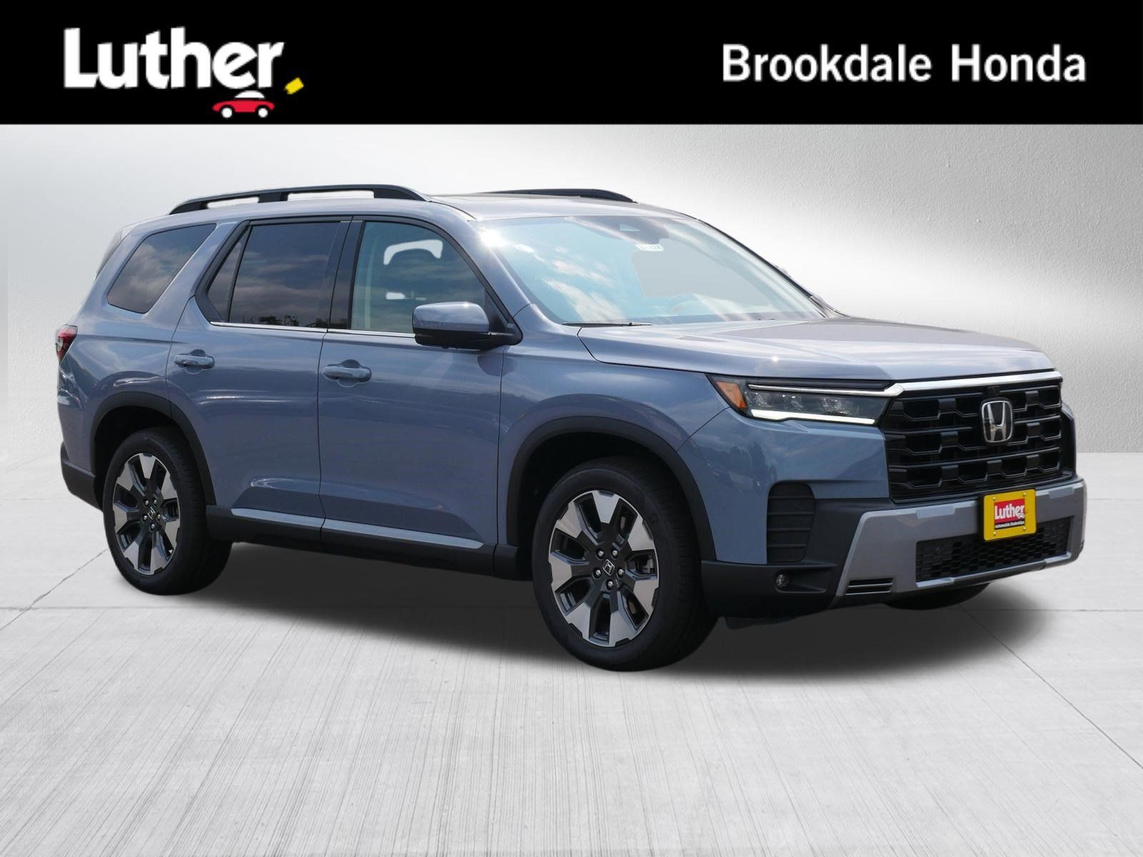 New 2026 Honda Pilot Touring image 1