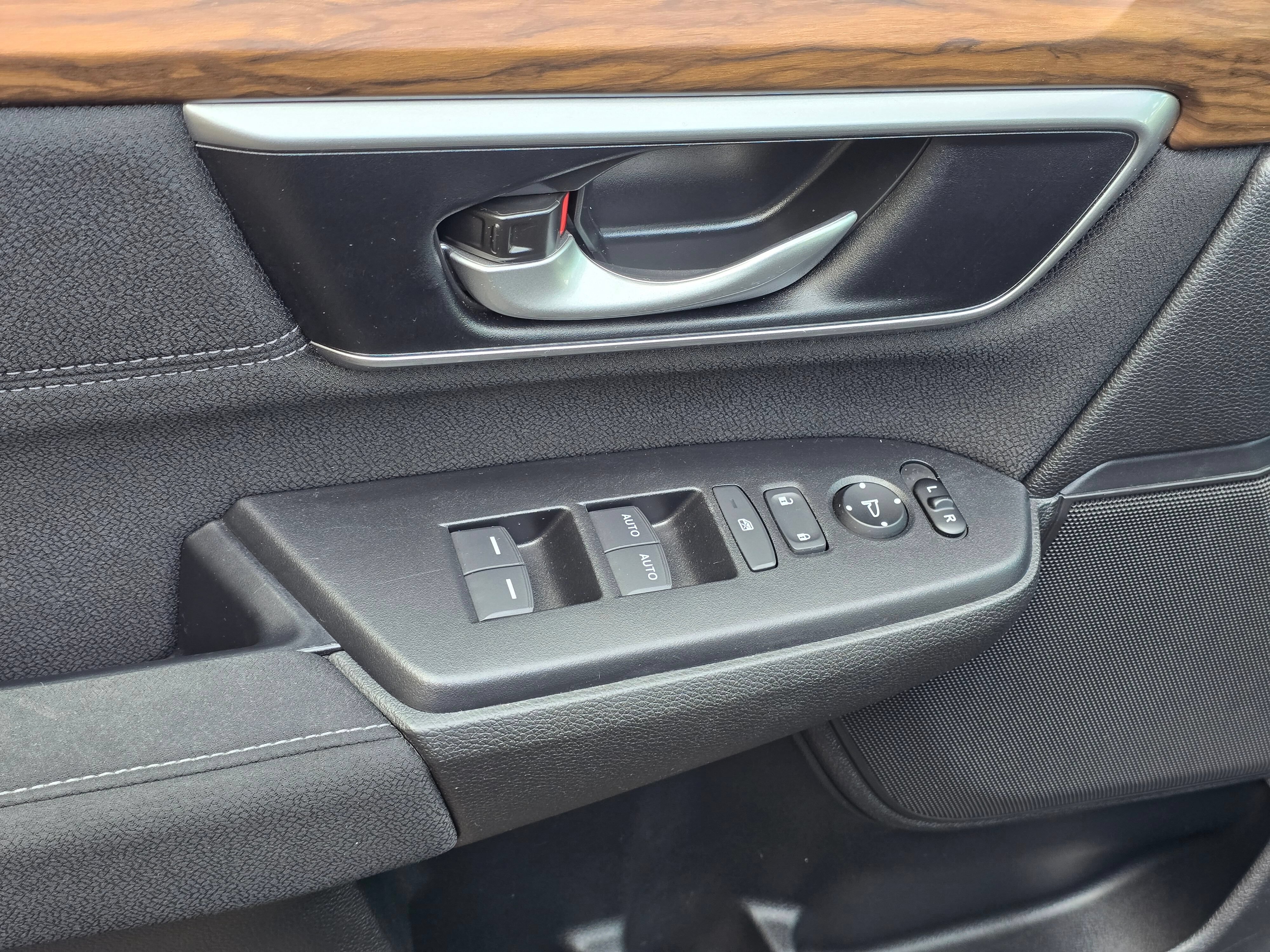 Used 2021 Honda CR-V EX image 23