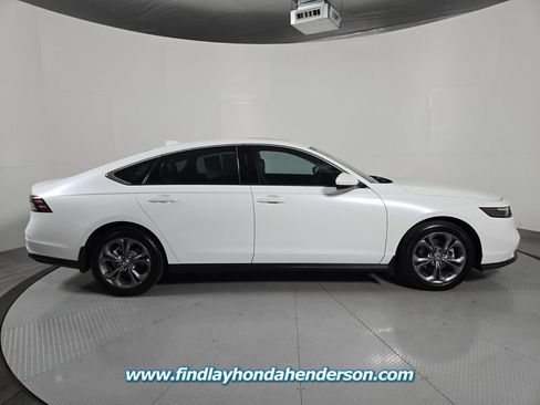 Certified 2023 Honda Accord EX image 7