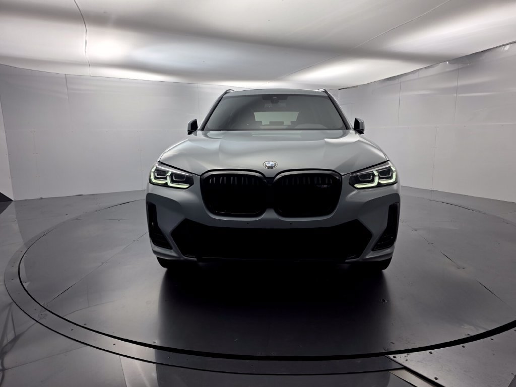 Used 2022 BMW X3 xDrive30i w/ M Sport Package 2 AWD/4WD image 2
