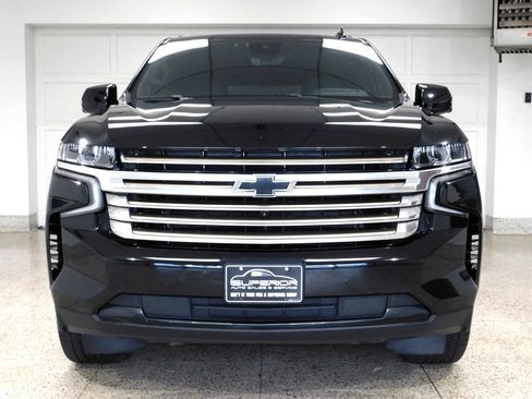 Used 2023 Chevrolet Suburban High Country w/ Max Trailering Package AWD/4WD image 5