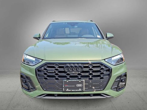 Used 2023 Audi Q5 2.0T Premium Plus w/ Premium Plus Package AWD/4WD image 3