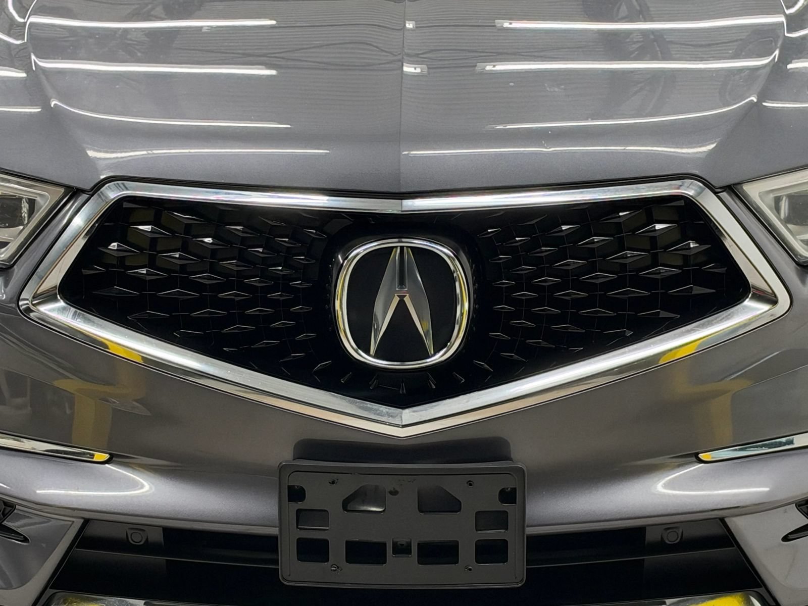 Used 2017 Acura MDX w/ Tech & Entertainment Pkg AWD/4WD image 5