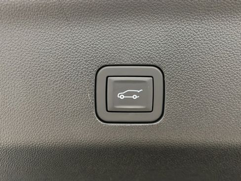 New 2026 Chevrolet Suburban Premier w/ Sun And Tow Package AWD/4WD image 30