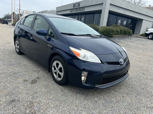 Used 2013 Toyota Prius Four image 23