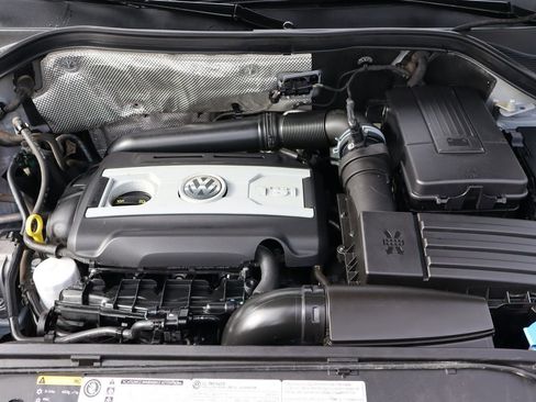 Used 2014 Volkswagen Tiguan R-Line image 40